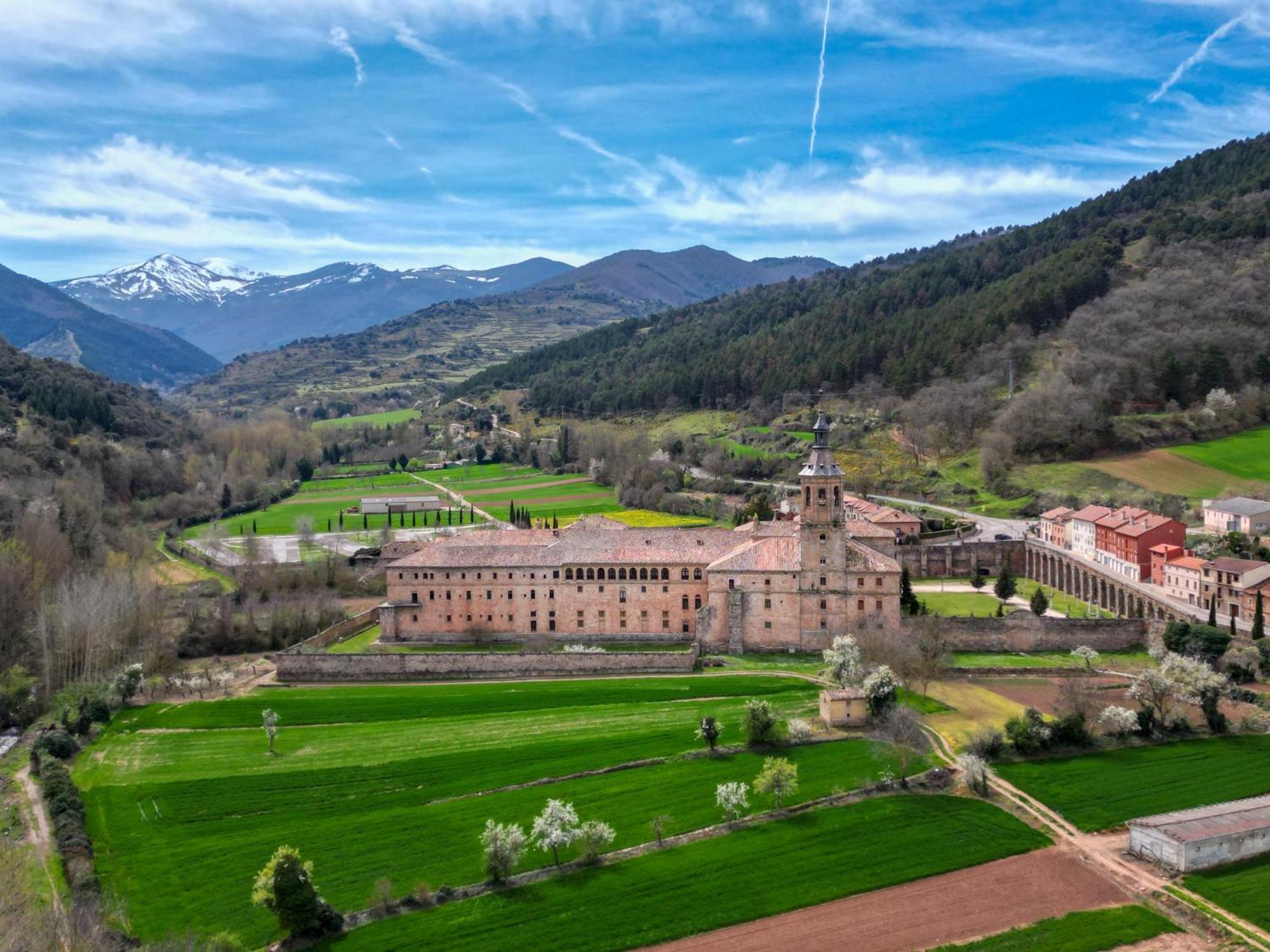 Hosteria Del Monasterio De San Millan Сан-Мильян-де-ла-Коголья Экстерьер фото